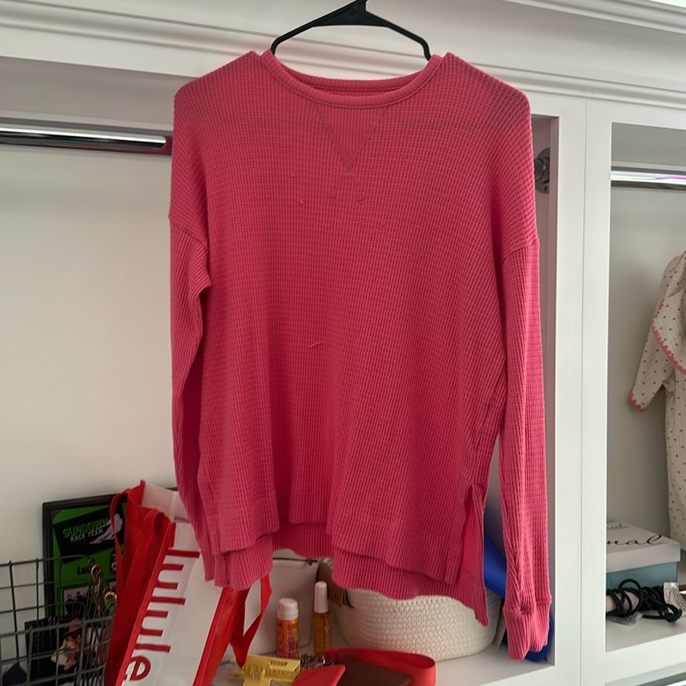 american eagle pink sweater